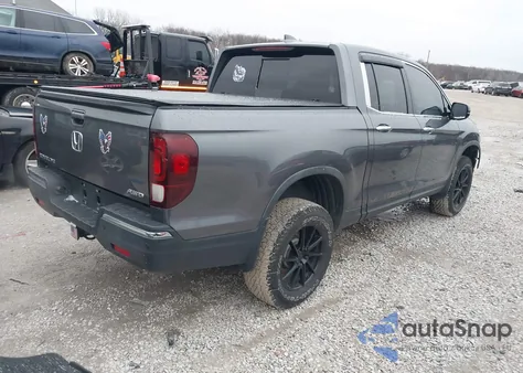 2017 Honda Ridgeline Rtl-E from USA, damaged, VIN 5FPYK3F77HB031236